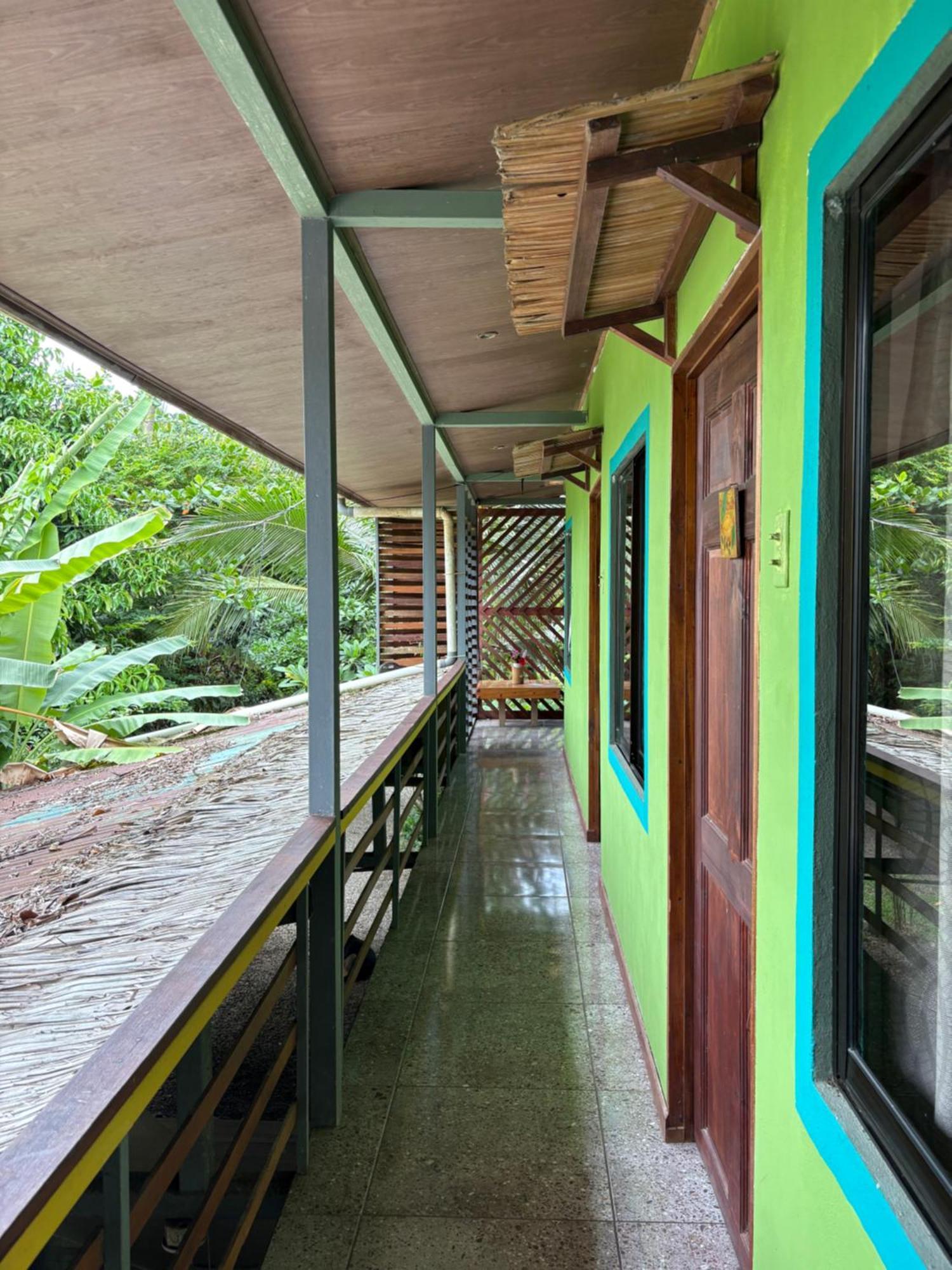 Hotel Organico Punta Riel à Cahuita Extérieur photo